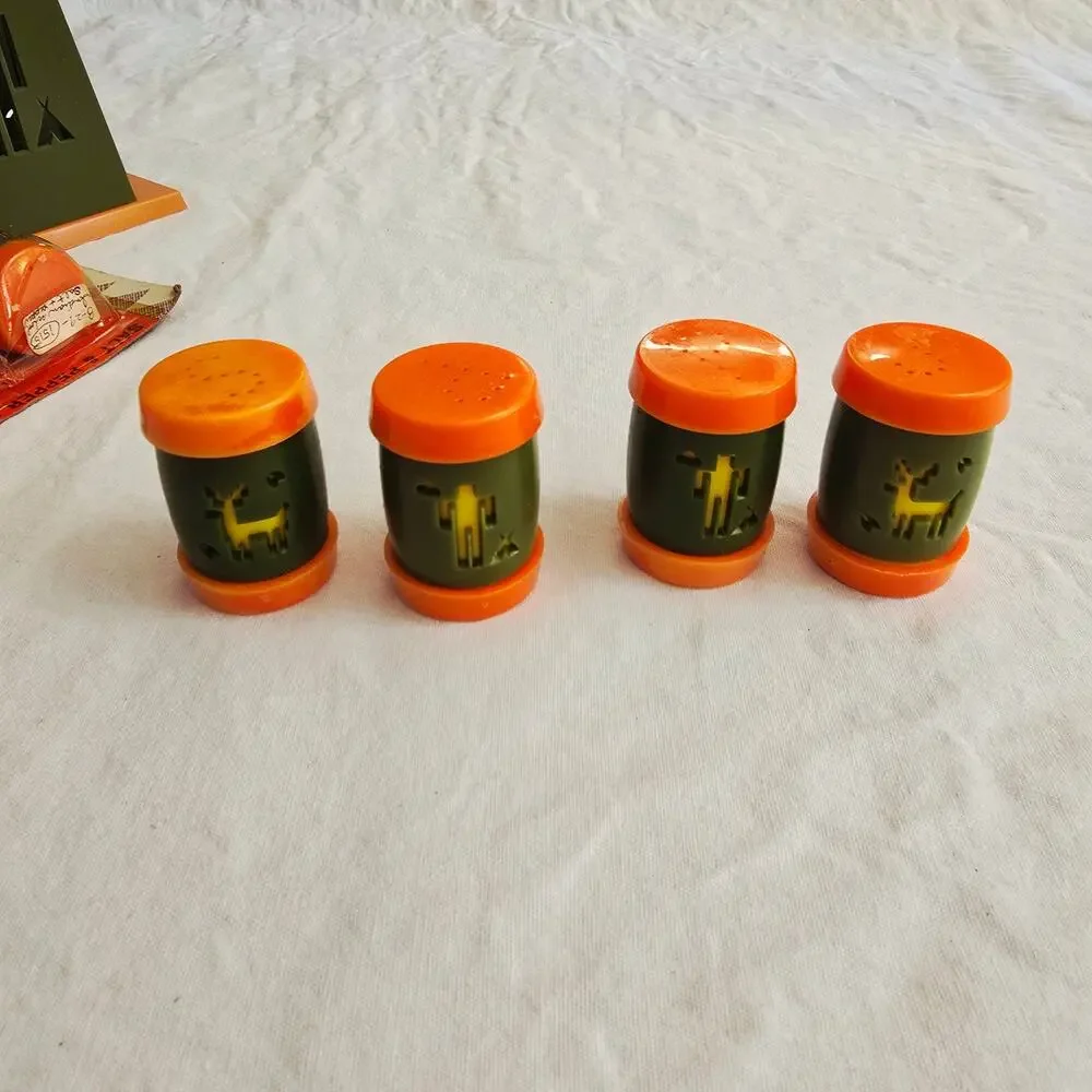 Vntg St. Labre Indian School SALT PEPPER Shaker Sets Napkin Ashland Montana 7